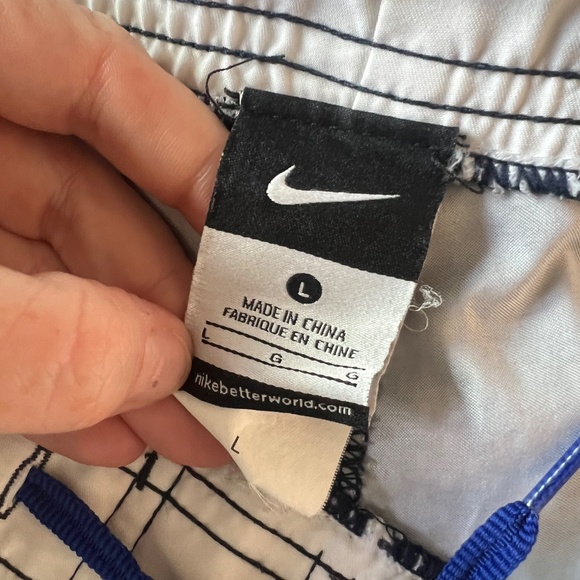 Nike Drawstring Swim Trunks Men's Size Large - Picture 7 of 8